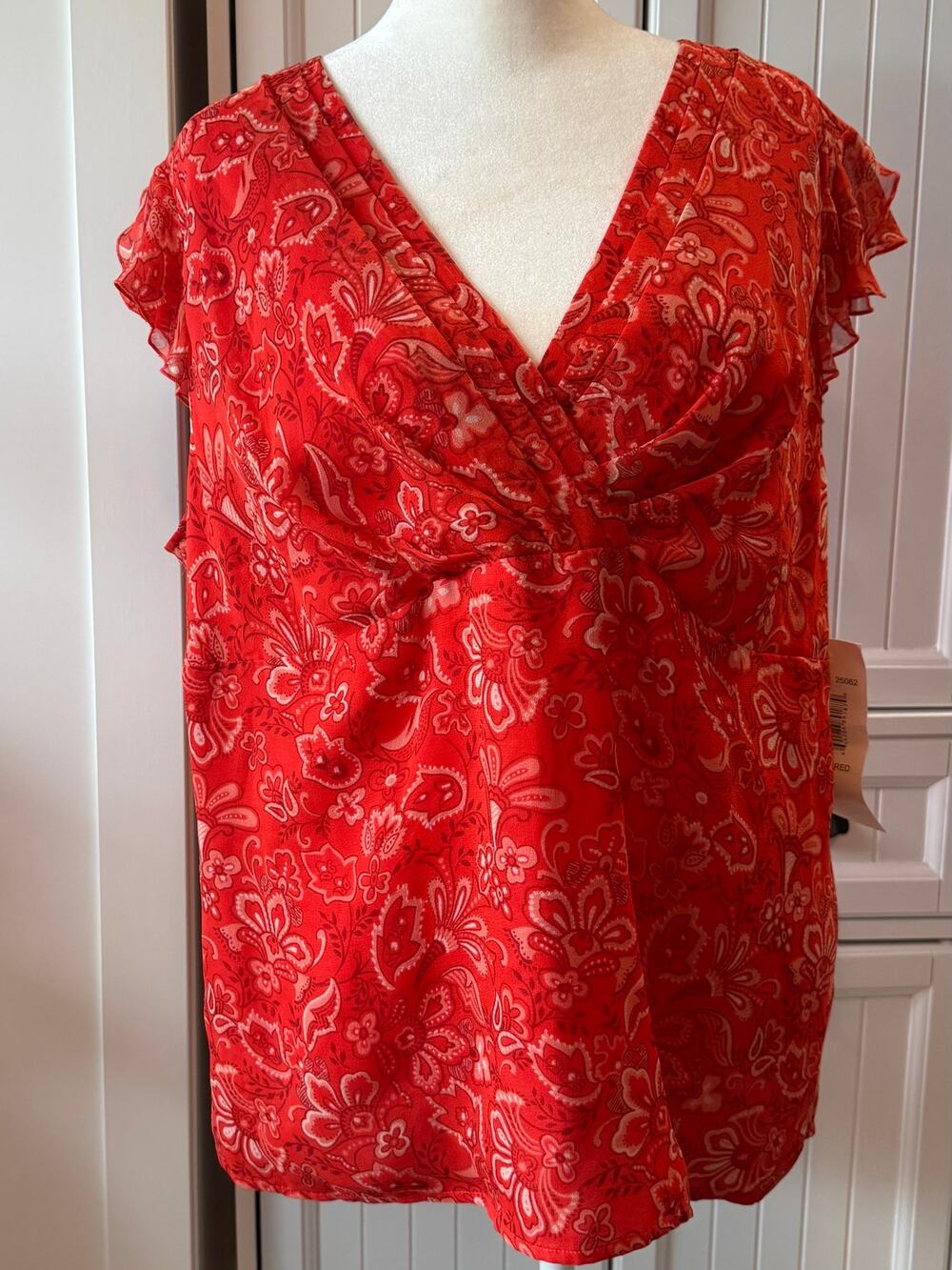 Allison Taylor silk top red floral sz XL NWT